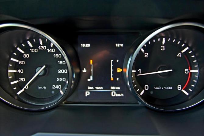 Land Rover Range Rover Evoque I с пробегом 2015 года, цена 2 200 000 рублей, 134362 км, внедорожник, Автокод Объявления