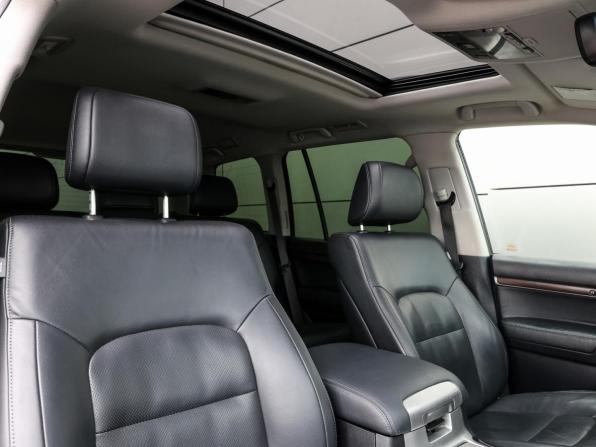 Toyota Land Cruiser 200 Series Рестайлинг 2 с пробегом 2017 года, цена 5 998 000 рублей, 233960 км, внедорожник, Автокод Объявления