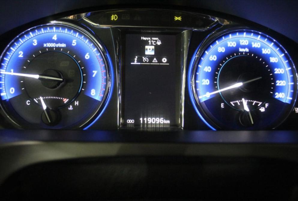Toyota Camry VII (XV50) Рестайлинг Астрахань  - изображение 20