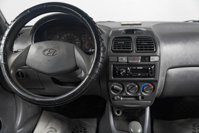 Hyundai Accent II Рестайлинг с пробегом 2006 года, цена 449 000 рублей, 204000 км, седан, Автокод Объявления