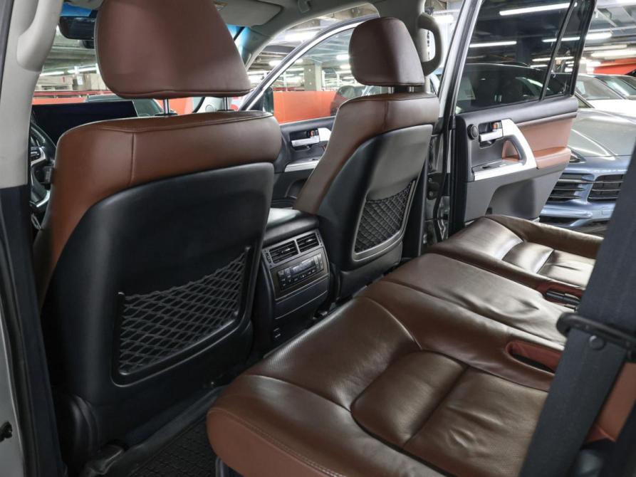 Toyota Land Cruiser 200 Series Рестайлинг 2 Москва  - изображение 13