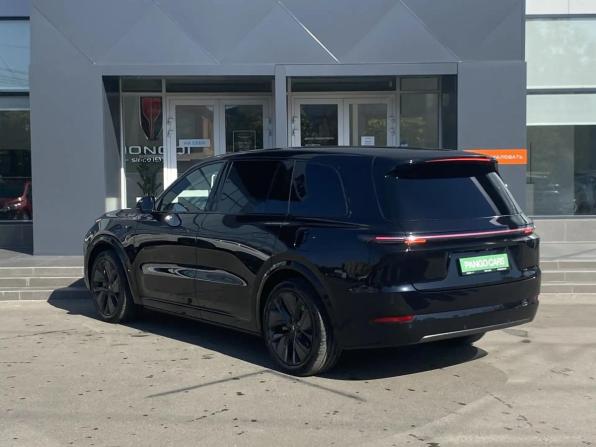 Li Auto (Lixiang) L9 I с пробегом 2023 года, цена 5 695 000 рублей, 65000 км, внедорожник, Автокод Объявления