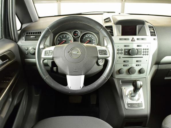 Opel Zafira B Рестайлинг с пробегом 2012 года, цена 654 999 рублей, 180765 км, компактвэн, Автокод Объявления