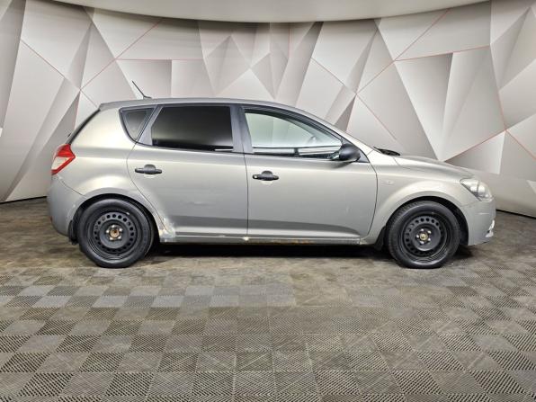 Kia Ceed I Рестайлинг с пробегом 2012 года, цена 397 000 рублей, 404241 км, хэтчбек, Автокод Объявления