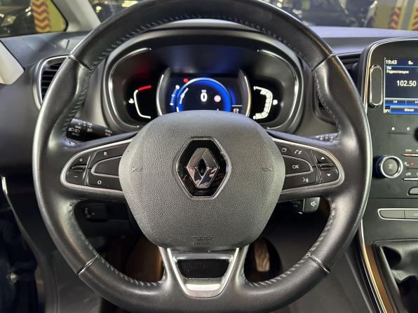 Renault Scenic IV с пробегом 2018 года, цена 1 650 000 рублей, 139000 км, компактвэн, Автокод Объявления