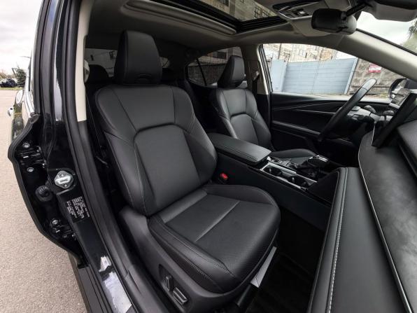 Toyota Camry IX (XV80) China Market с пробегом 2024 года, цена 3 800 000 рублей, 23671 км, седан, Автокод Объявления
