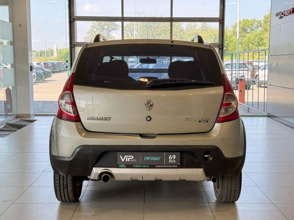 Renault Sandero I с пробегом 2014 года, цена 887 000 рублей, 106170 км, хэтчбек, Автокод Объявления