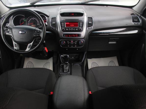 Kia Sorento II Рестайлинг с пробегом 2017 года, цена 1 740 000 рублей, 239195 км, внедорожник, Автокод Объявления