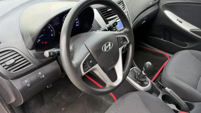 Hyundai Solaris I с пробегом 2011 года, цена 721 000 рублей, 113601 км, седан, Автокод Объявления