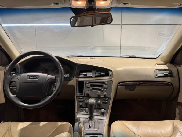Volvo V70 II с пробегом 2001 года, цена 440 000 рублей, 316879 км, универсал, Автокод Объявления