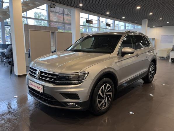 Volkswagen Tiguan II с пробегом 2018 года, цена 2 930 000 рублей, 108549 км, внедорожник, Автокод Объявления