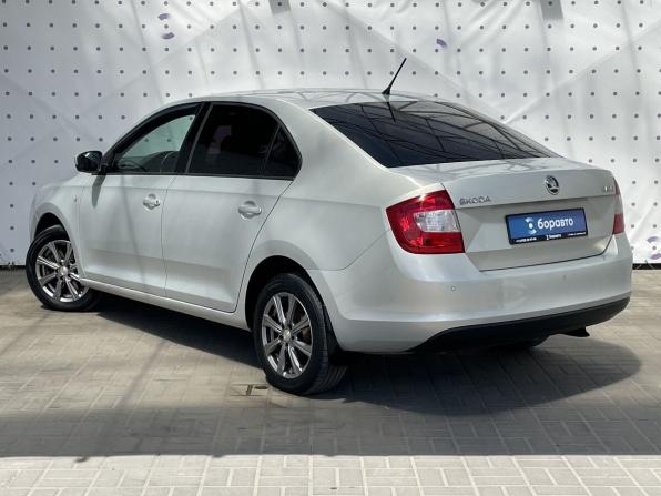 Skoda Rapid I с пробегом 2014 года, цена 890 000 рублей, 183761 км, лифтбек, Автокод Объявления
