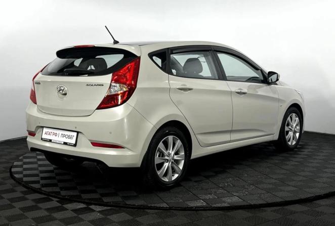 Hyundai Solaris I с пробегом 2014 года, цена 1 350 000 рублей, 17852 км, хэтчбек, Автокод Объявления