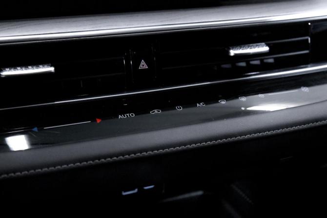 Chery Arrizo 8 с пробегом 2023 года, цена 2 253 000 рублей, 35456 км, седан, Автокод Объявления