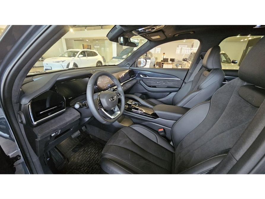 Geely Monjaro I Москва  - изображение 9