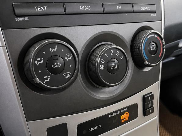 Toyota Corolla X (E140 E150) Рестайлинг с пробегом 2012 года, цена 929 000 рублей, 321700 км, седан, Автокод Объявления