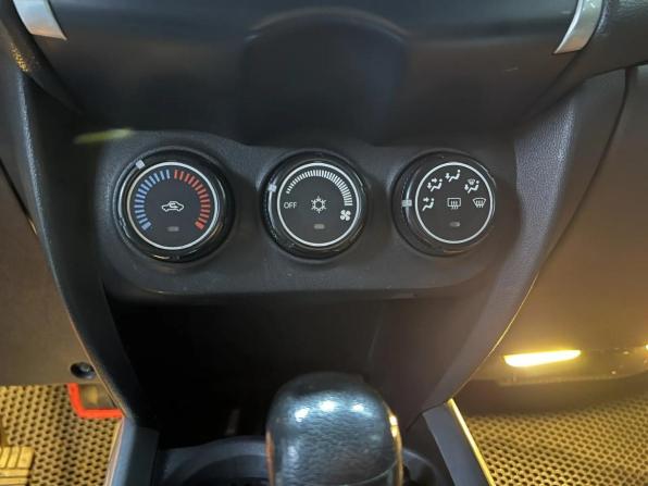 Mitsubishi ASX I с пробегом 2012 года, цена 950 000 рублей, 239889 км, внедорожник, Автокод Объявления