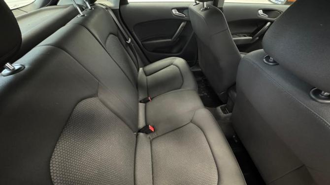 Audi A1 I (8X) с пробегом 2013 года, цена 999 000 рублей, 88600 км, хэтчбек, Автокод Объявления