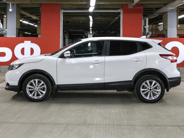 Nissan Qashqai II с пробегом 2016 года, цена 1 379 000 рублей, 137510 км, внедорожник, Автокод Объявления
