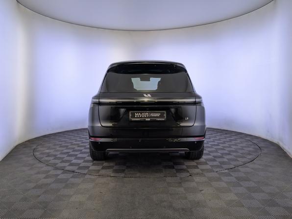 Li Auto (Lixiang) L9 I с пробегом 2023 года, цена 6 900 000 рублей, 21556 км, внедорожник, Автокод Объявления