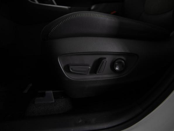 Toyota RAV4 V (XA50) с пробегом 2025 года, цена 4 095 000 рублей, 1709 км, внедорожник, Автокод Объявления