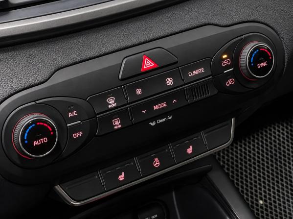 Kia Sorento III Prime Рестайлинг с пробегом 2017 года, цена 2 375 000 рублей, 156026 км, внедорожник, Автокод Объявления