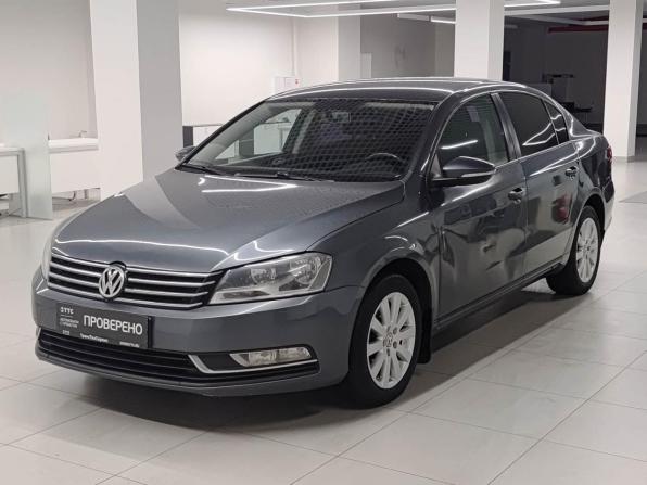 Volkswagen Passat B7 с пробегом 2013 года, цена 880 000 рублей, 277337 км, седан, Автокод Объявления