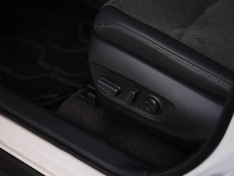 Toyota RAV4 V (XA50) Санкт-Петербург  - изображение 17