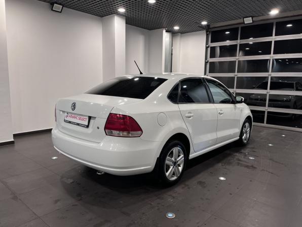 Volkswagen Polo V с пробегом 2014 года, цена 700 000 рублей, 232182 км, седан, Автокод Объявления