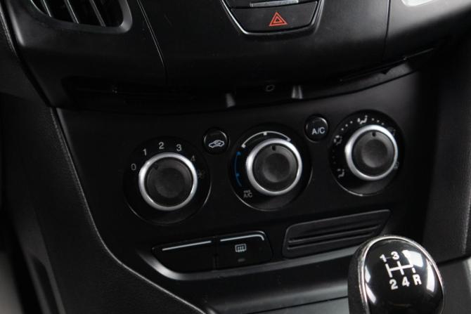 Ford Focus III с пробегом 2013 года, цена 709 000 рублей, 260000 км, хэтчбек, Автокод Объявления