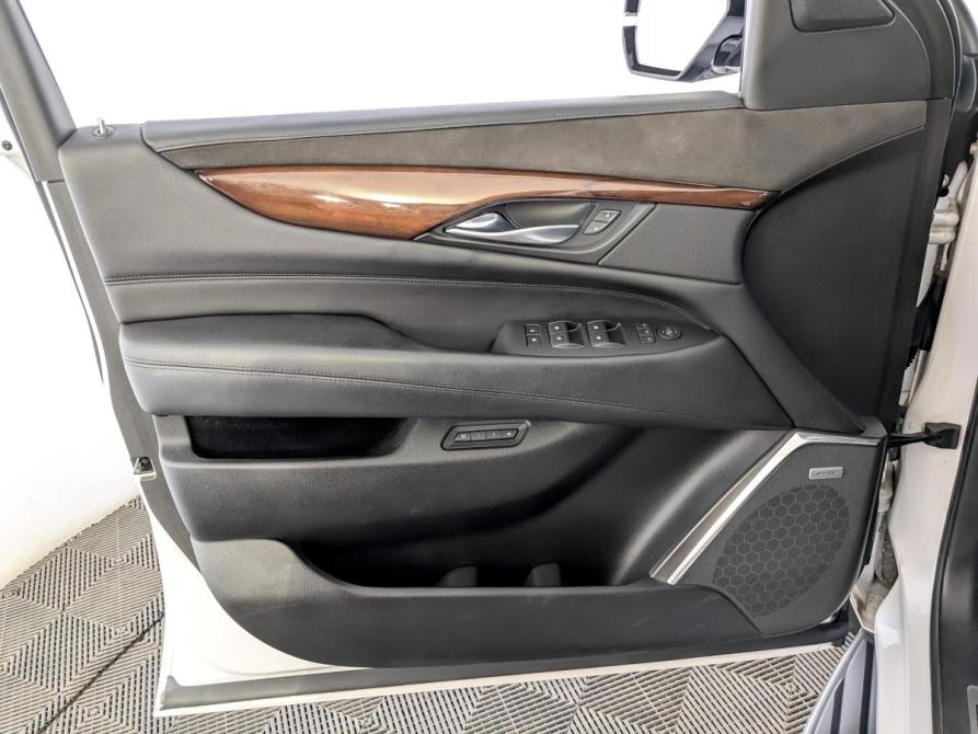 Cadillac Escalade IV Москва  - изображение 19