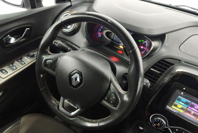 Renault Kaptur I с пробегом 2018 года, цена 1 039 000 рублей, 225099 км, внедорожник, Автокод Объявления
