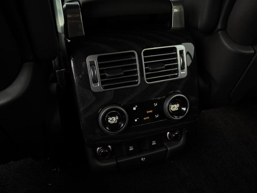 Land Rover Range Rover IV Рестайлинг Иркутск  - изображение 25