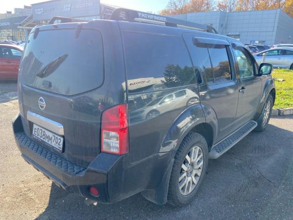 Nissan Pathfinder III Рестайлинг с пробегом 2010 года, цена 1 500 000 рублей, 229526 км, внедорожник, Автокод Объявления