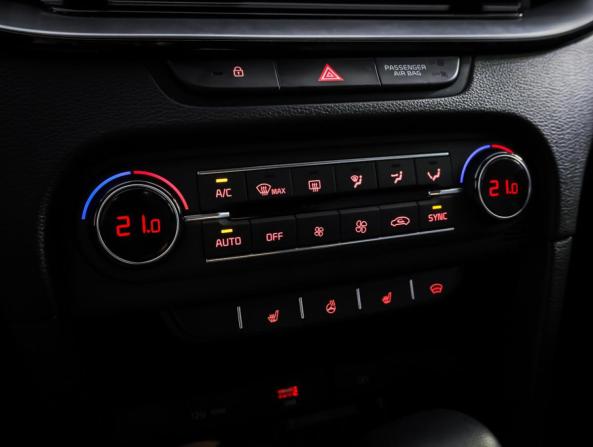 Kia Ceed III с пробегом 2020 года, цена 1 990 000 рублей, 27176 км, хэтчбек, Автокод Объявления