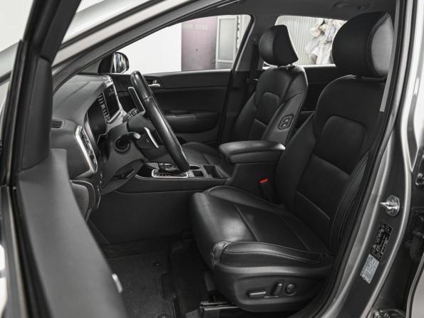 Kia Sportage IV Рестайлинг с пробегом 2020 года, цена 2 820 000 рублей, 117713 км, внедорожник, Автокод Объявления