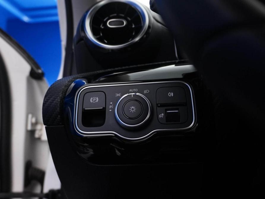 Mercedes-Benz A-Класс IV (W177) Москва  - изображение 20