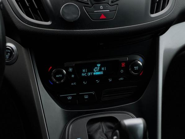 Ford Kuga II с пробегом 2014 года, цена 1 179 000 рублей, 121535 км, внедорожник, Автокод Объявления