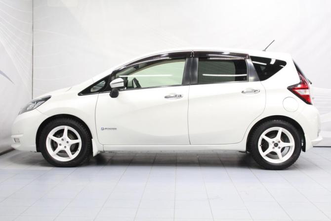 Nissan Note II Рестайлинг с пробегом 2017 года, цена 979 000 рублей, 172000 км, хэтчбек, Автокод Объявления