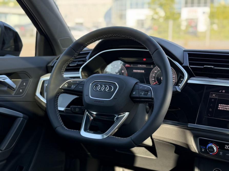 Audi Q3 II (F3) Казань  - изображение 20