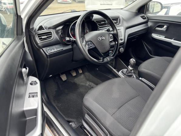 Kia Rio III Рестайлинг с пробегом 2016 года, цена 1 090 000 рублей, 156455 км, седан, Автокод Объявления