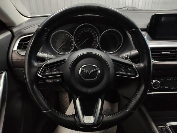 Mazda 6 III (GJ) Рестайлинг с пробегом 2017 года, цена 1 549 000 рублей, 183292 км, седан, Автокод Объявления