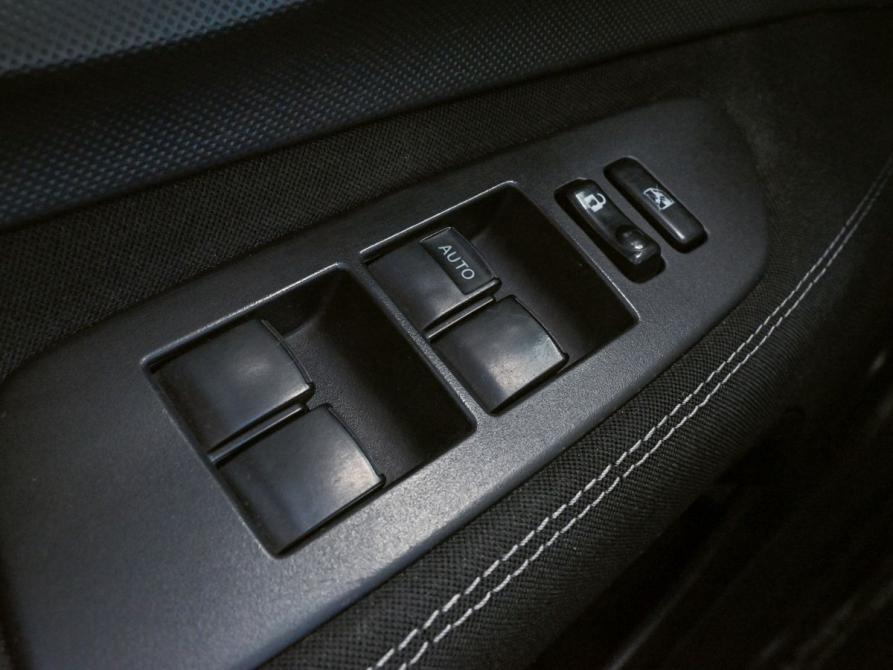 Toyota Auris I Екатеринбург  - изображение 11