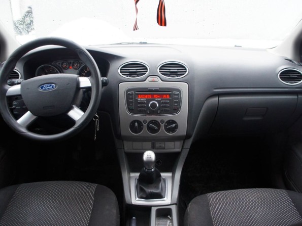 Ford Focus II Рестайлинг с пробегом 2010 года, цена 417 000 рублей, 214000 км, хэтчбек, Автокод Объявления
