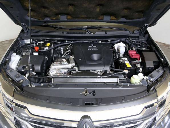 Mitsubishi Pajero Sport III с пробегом 2018 года, цена 2 750 000 рублей, 75000 км, внедорожник, Автокод Объявления