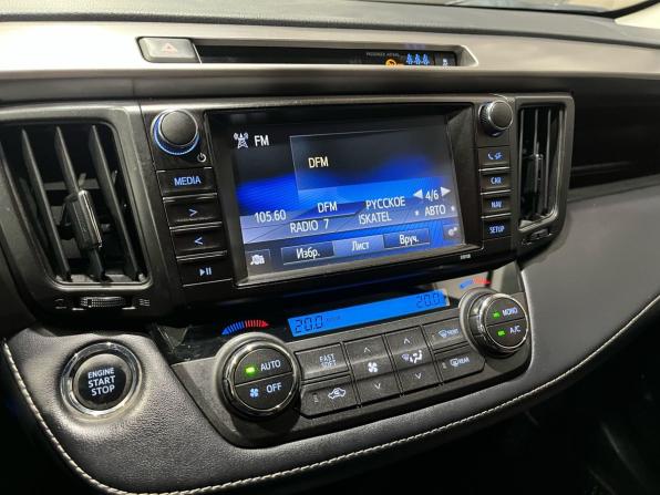 Toyota RAV4 IV (XA40) Рестайлинг с пробегом 2017 года, цена 2 374 000 рублей, 142623 км, внедорожник, Автокод Объявления