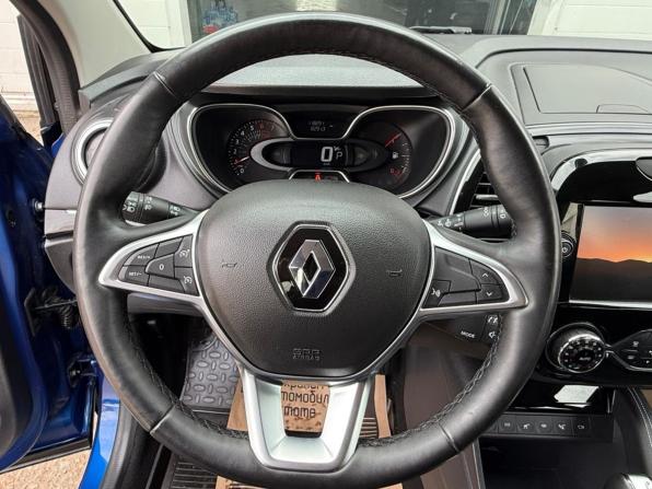 Renault Kaptur I Рестайлинг с пробегом 2021 года, цена 1 557 000 рублей, 118289 км, внедорожник, Автокод Объявления