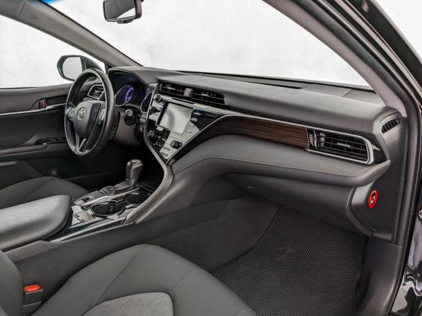 Toyota Camry VIII (XV70) с пробегом 2019 года, цена 2 650 000 рублей, 146409 км, седан, Автокод Объявления