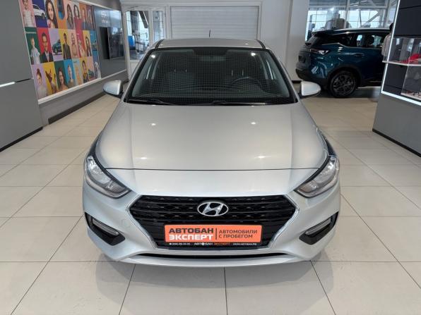 Hyundai Solaris II с пробегом 2019 года, цена 1 409 000 рублей, 90000 км, седан, Автокод Объявления