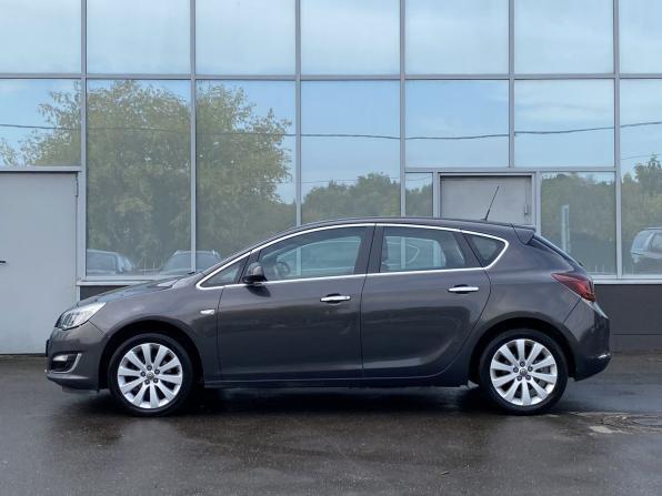 Opel Astra J Рестайлинг с пробегом 2012 года, цена 749 000 рублей, 237345 км, хэтчбек, Автокод Объявления